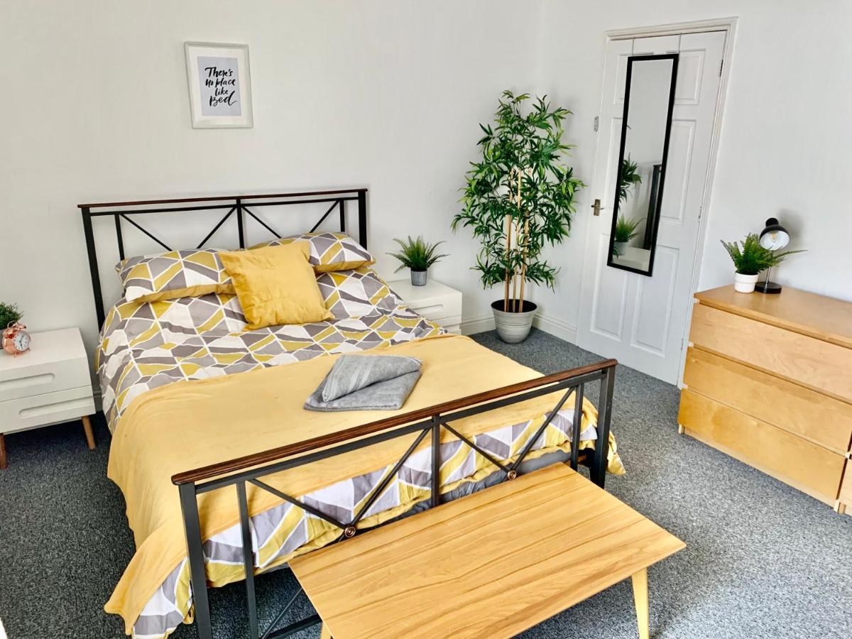 Contemporary 2 Bedroom Victorian Town House - Sleeps Up To 6 Kimberley  المظهر الخارجي الصورة